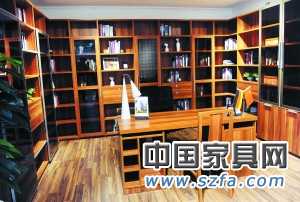 定制板式家具將是板式家具的一個重要補充。本報記者 尹亞飛 攝