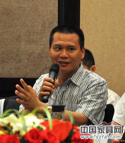 七彩人生營(yíng)銷(xiāo)中心總經(jīng)理 彭紅