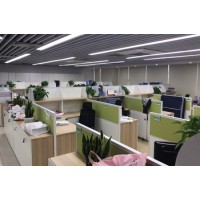 格子間般辦公家具定制，創(chuàng)意新穎符合辦公室風格
